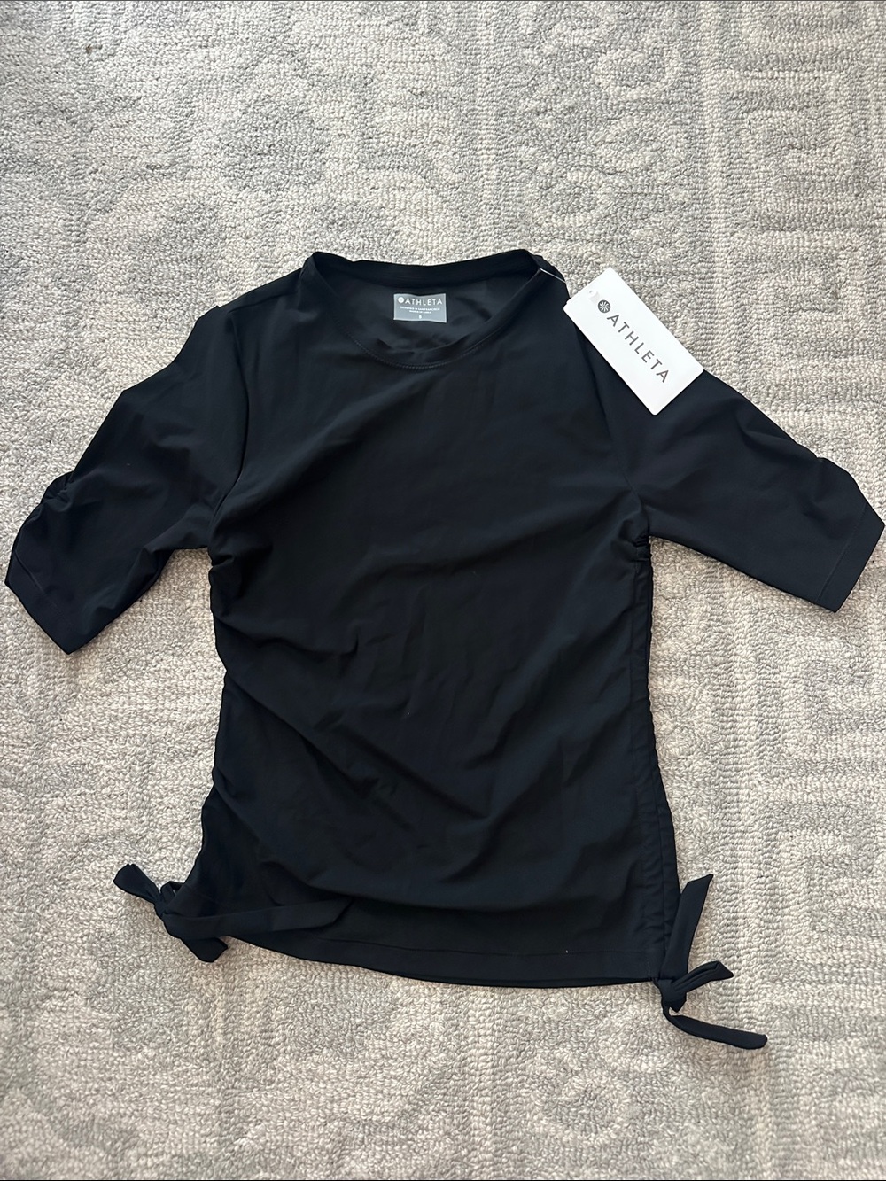 NWT Athleta Black Shirred Rash guard | S